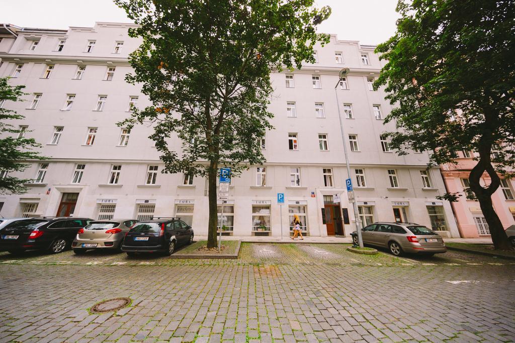 Vandrarhem Dakura *