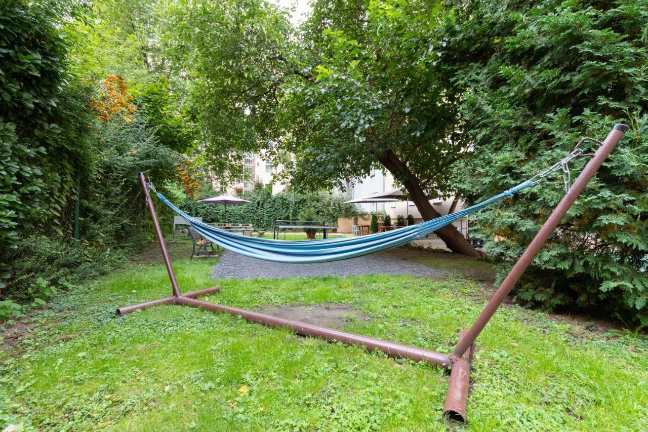 Vandrarhem Dakura *